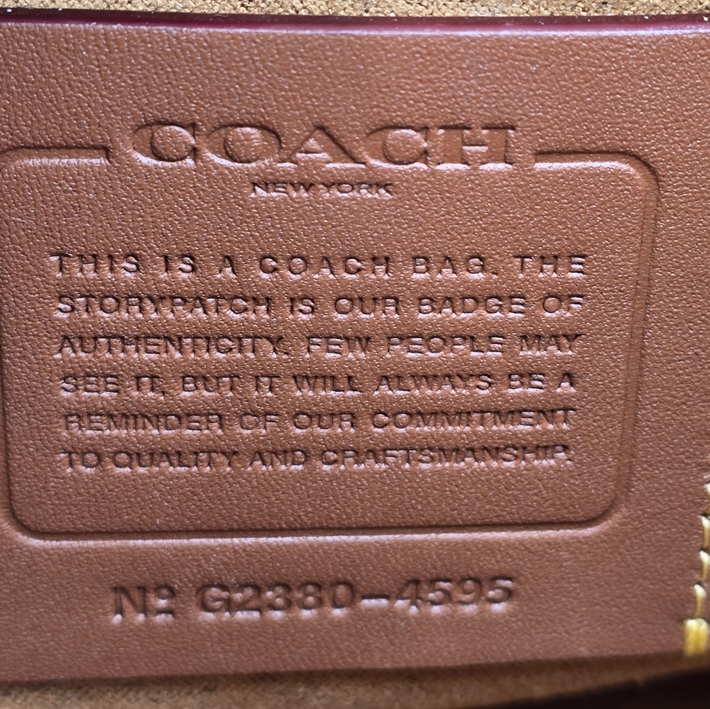 💥NWOT💥 Coach Beat Shoulder Bag In Colorblock With Rivets Leather Crossbody - Picture 10 of 16